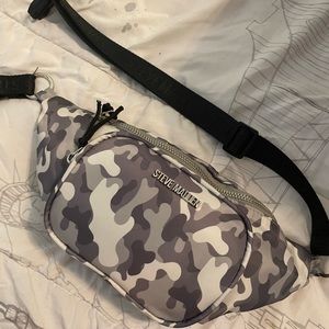 Steve Madden Fanny pack brand new